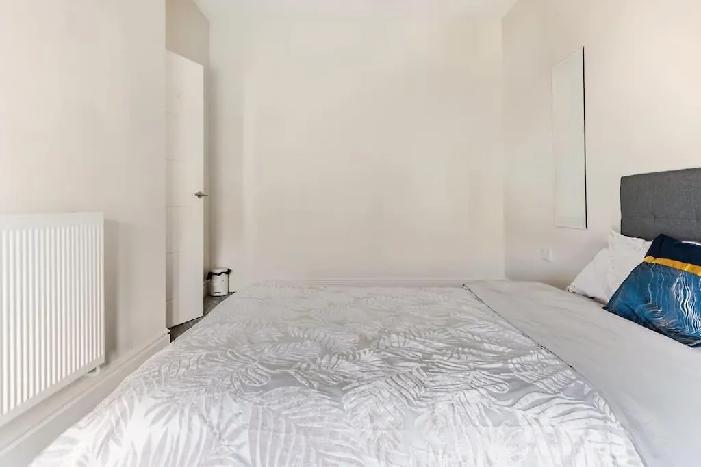 Cosy Merseyside Retreat Liverpool Apartment